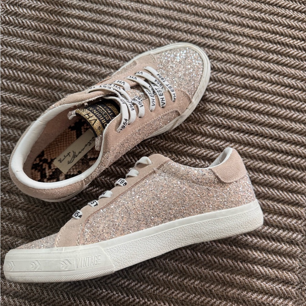 Vintage Havana Womens Glitter Star Sneaker in Beige - Picture 4 of 8